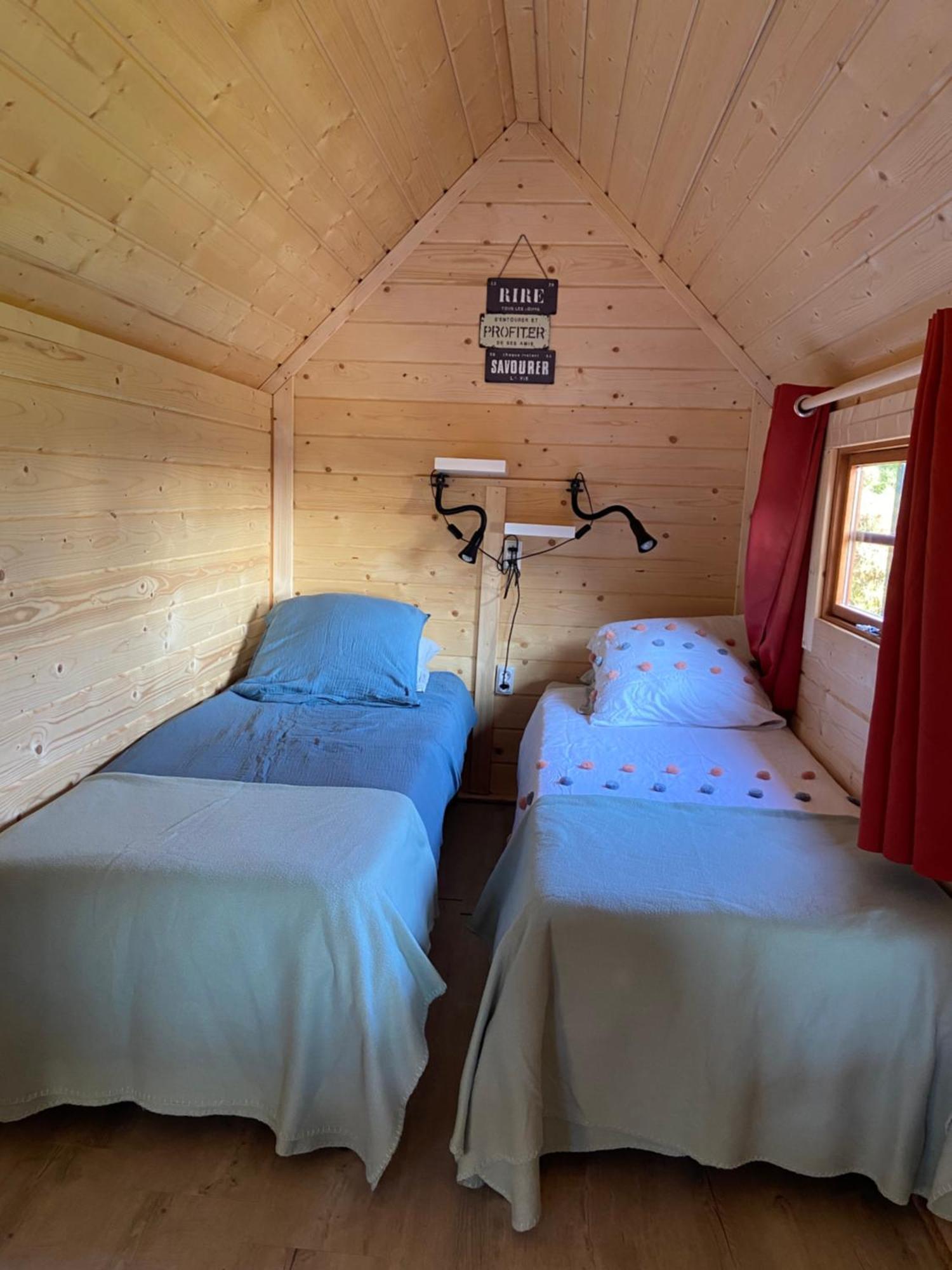 Le Petit Moulin Hotell Pouzauges Eksteriør bilde