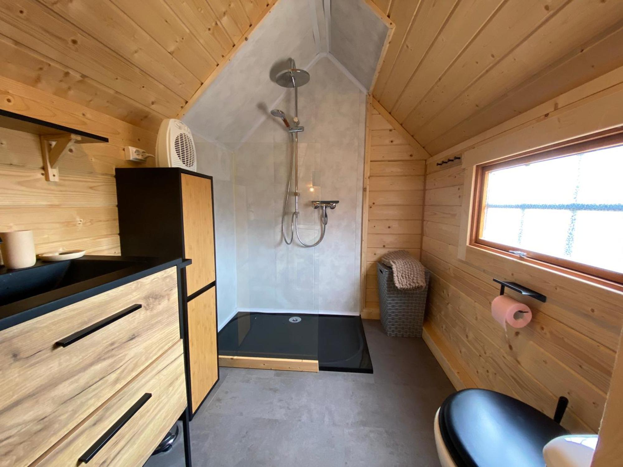 Le Petit Moulin Hotell Pouzauges Eksteriør bilde